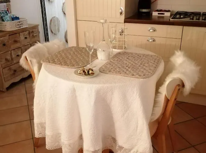 בית נופש Il Gelsomino Di Ossuccio